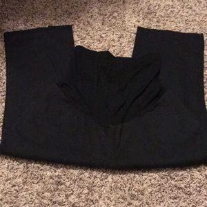 Motherhood maternity black capris
